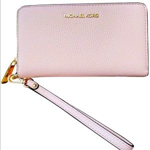 Michael Kors Jet Set Travel Wallet Phone Case
